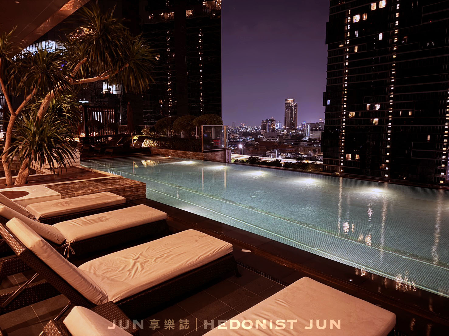 《泰國‧曼谷》Eastin Grand hotel Sathorn Bangkok-地點絕佳的高樓層無邊際泳池商務酒店
