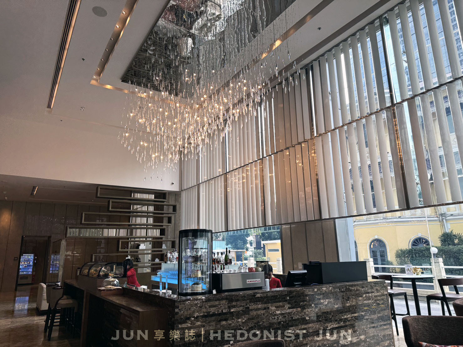 《泰國‧曼谷》Eastin Grand hotel Sathorn Bangkok-地點絕佳的高樓層無邊際泳池商務酒店