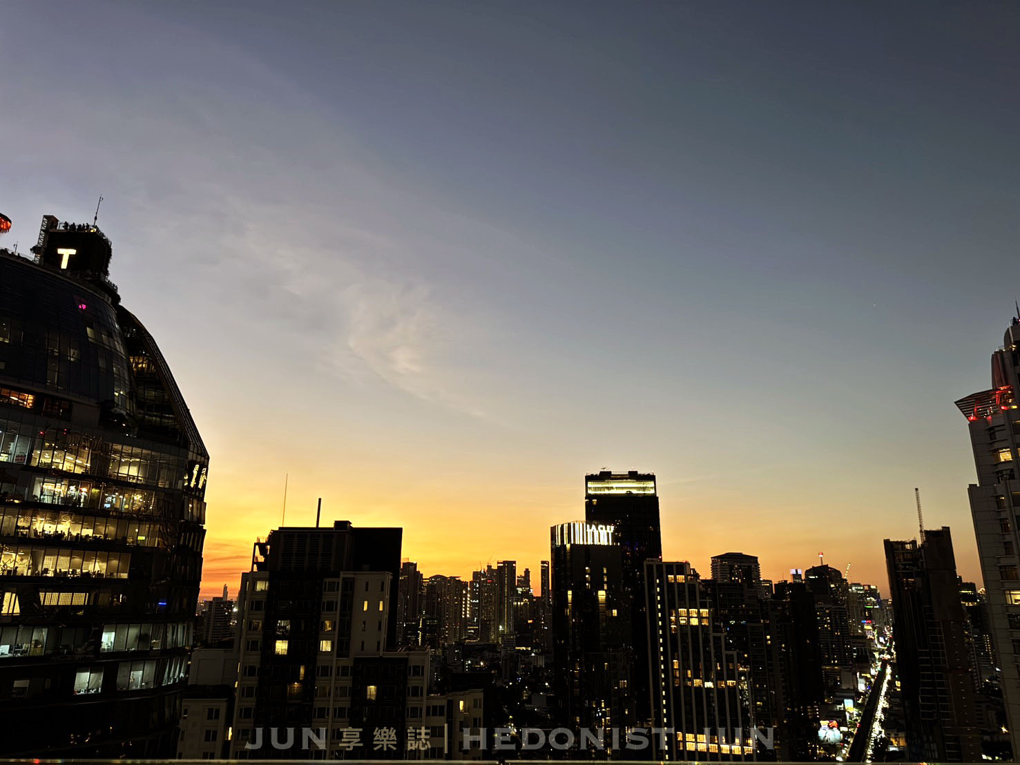 《泰國‧曼谷》InterContinental Bangkok Sukhumvit By IHG-曼谷奢華風洲際酒店 無邊際泳池與豐盛早餐亮眼