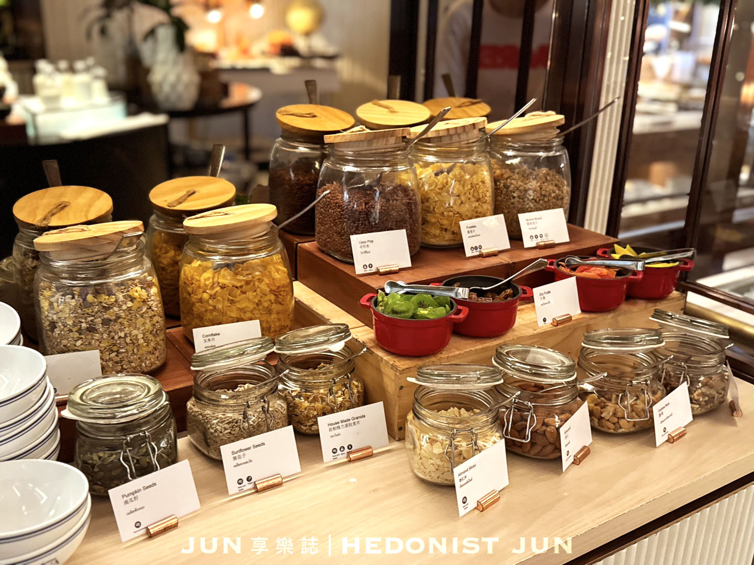《泰國‧曼谷》InterContinental Bangkok Sukhumvit By IHG-曼谷奢華風洲際酒店 無邊際泳池與豐盛早餐亮眼