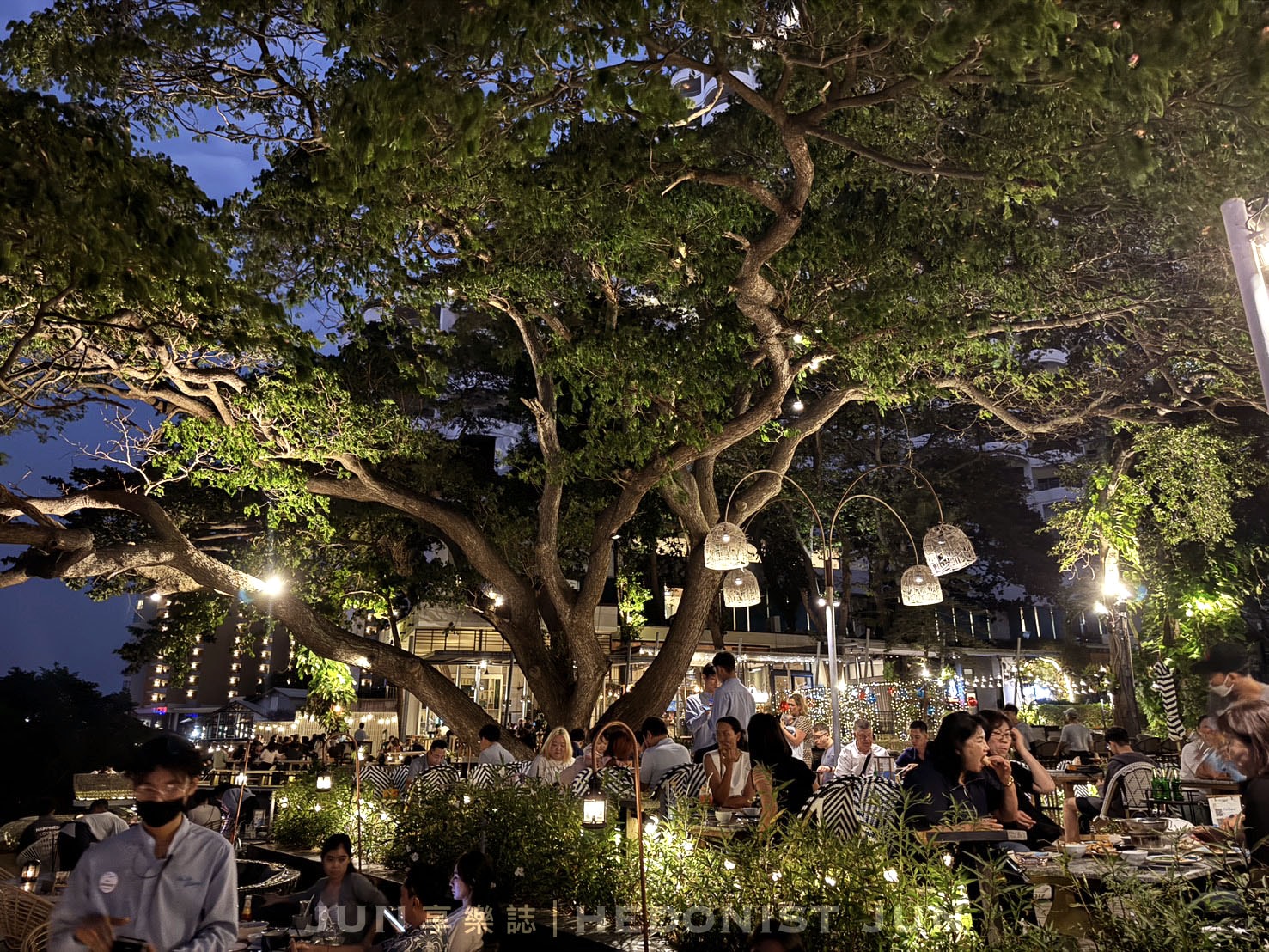 《泰國‧芭達雅》The Sky Gallery-芭達雅海角懸崖鳥巢餐廳 無敵海景心曠神怡