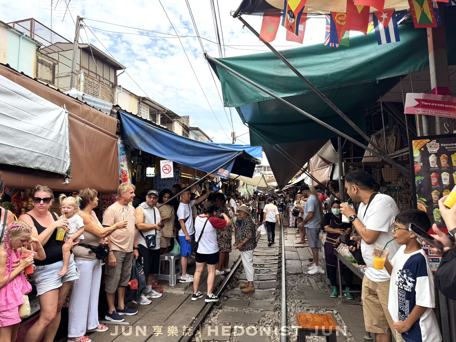 《泰國‧曼谷》水上市場+鐵道市集一日遊-無腦跟團造訪知名景點 一日遊完整體驗