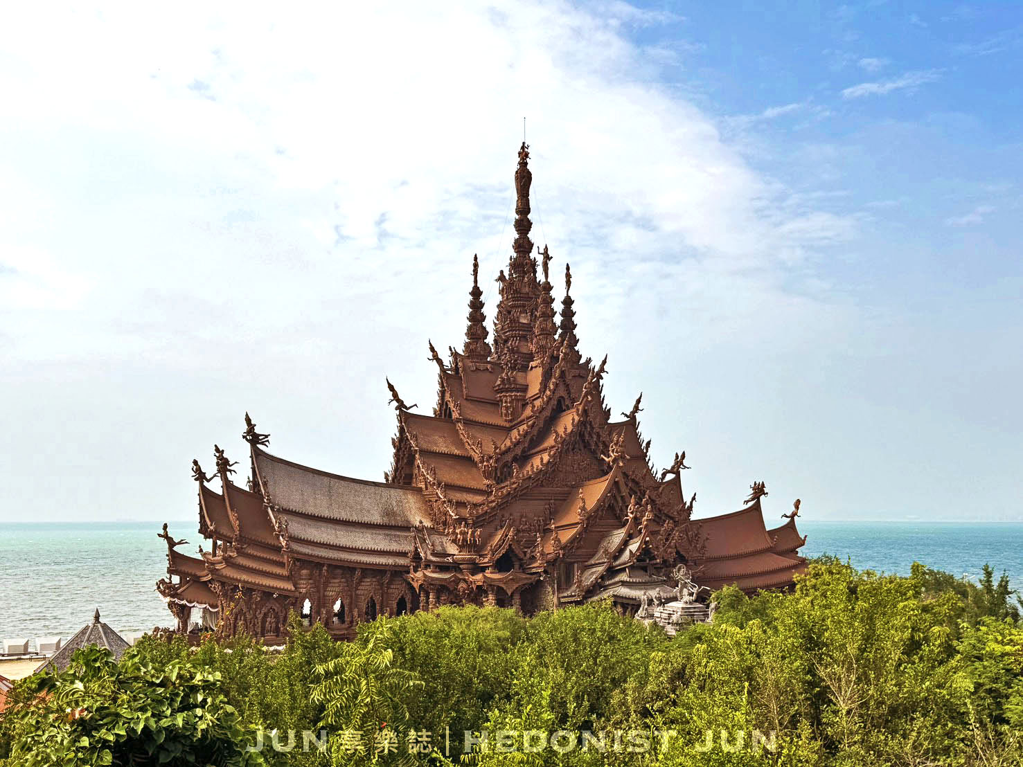 《泰國‧芭達雅》真理寺-走進全世界最大手工木雕寺廟 鬼斧神工華麗無比 - 第11張圖 《泰國‧芭達雅》真理寺-走進全世界最大手工木雕寺廟 鬼斧神工華麗無比