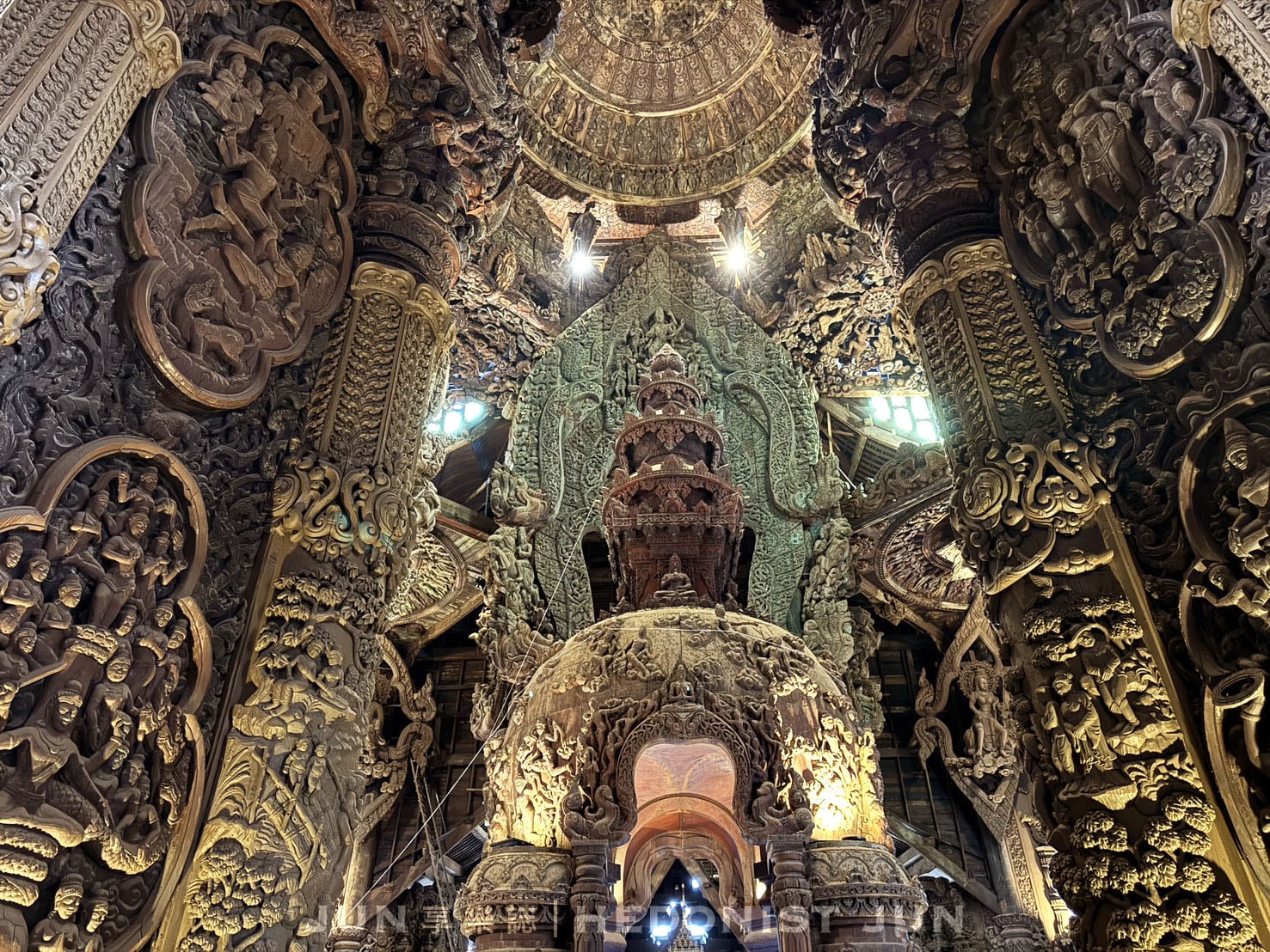 《泰國‧芭達雅》真理寺-走進全世界最大手工木雕寺廟 鬼斧神工華麗無比 - 第27張圖 《泰國‧芭達雅》真理寺-走進全世界最大手工木雕寺廟 鬼斧神工華麗無比