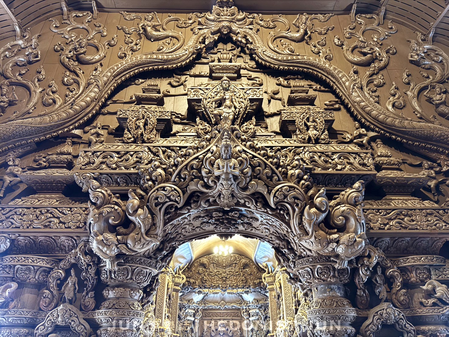 《泰國‧芭達雅》真理寺-走進全世界最大手工木雕寺廟 鬼斧神工華麗無比 - 第30張圖 《泰國‧芭達雅》真理寺-走進全世界最大手工木雕寺廟 鬼斧神工華麗無比