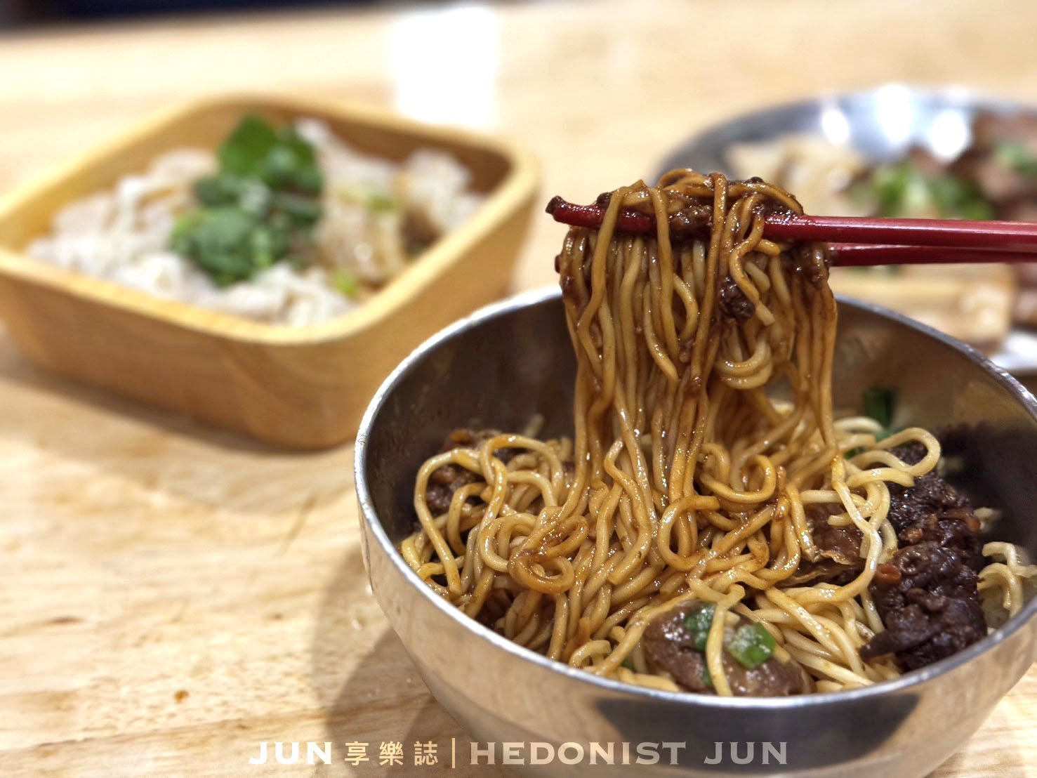 《新北‧三重》蔣老爹麵食館(三重總店)-樸實無華水餃、乾拌麵、牛肉麵 越吃越雋永