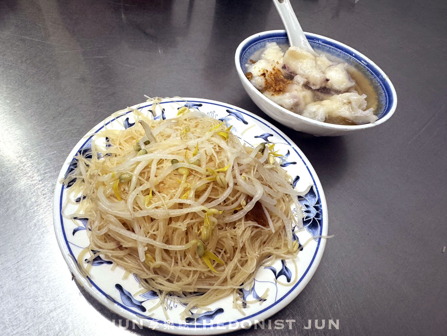 《新北‧三重》朱記花枝羹-一甲子只賣花枝羹米粉炒 亭仔腳發現古早味美食
