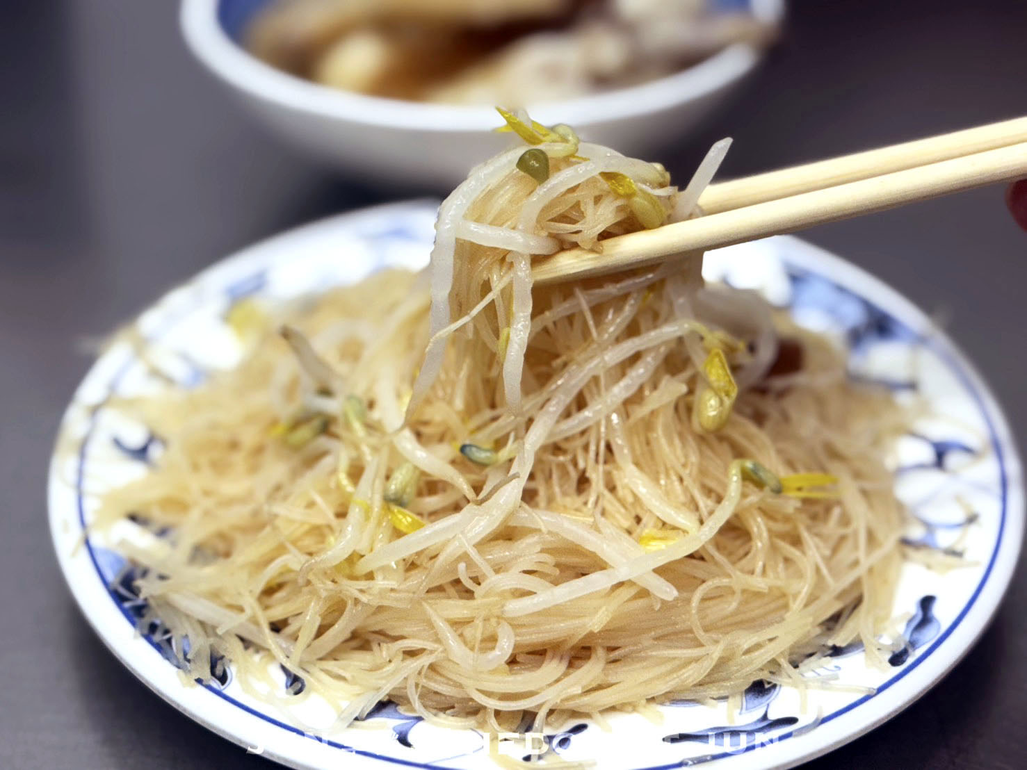 《新北‧三重》朱記花枝羹-一甲子只賣花枝羹米粉炒 亭仔腳發現古早味美食