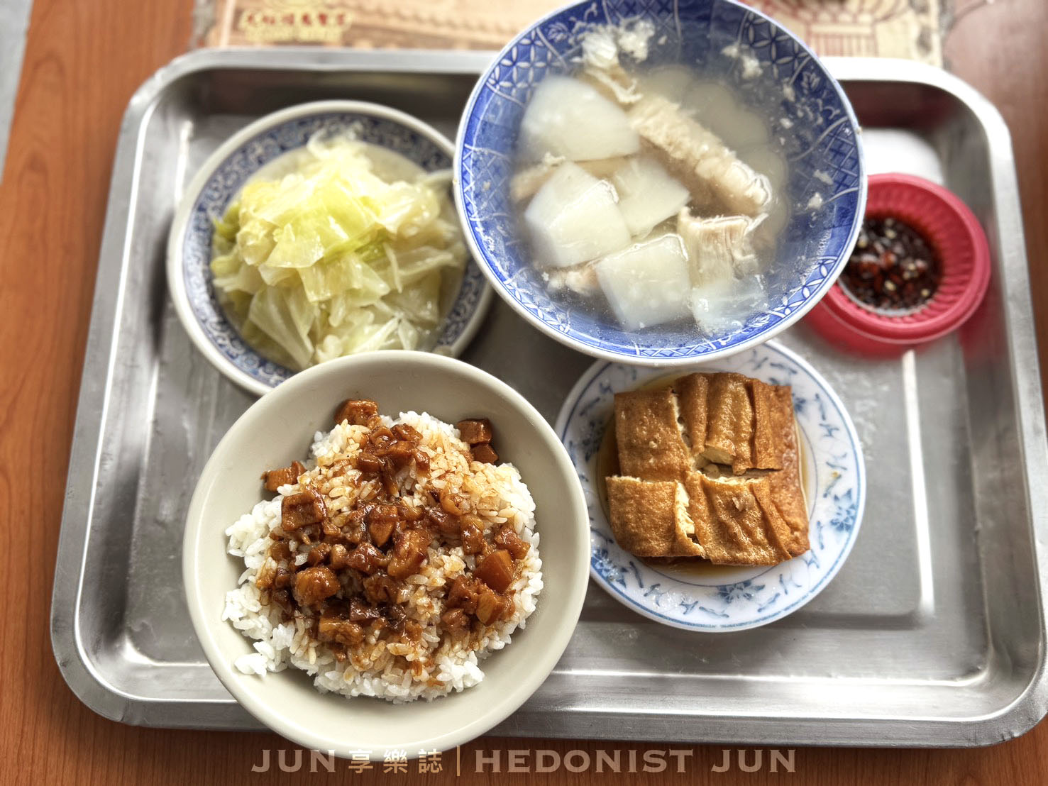 《台北‧大同》阿桂姨原汁排骨湯-淡然有味原汁排骨湯 廟口50年老字號飄香