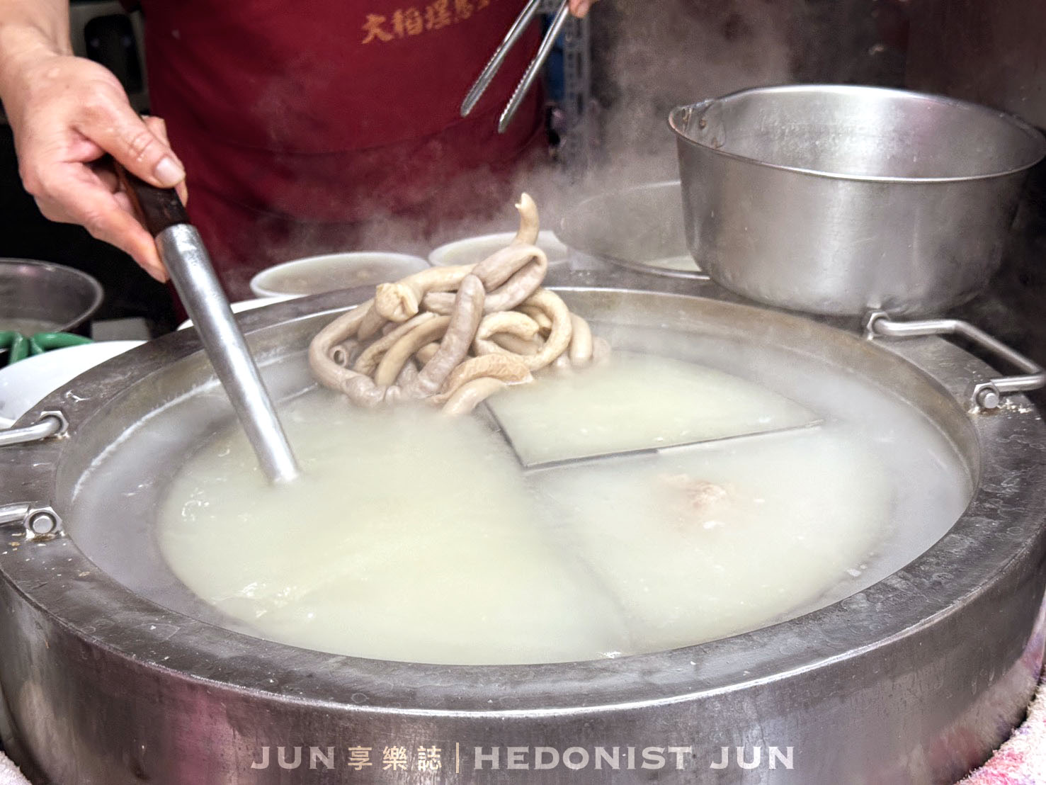 《台北‧大同》黃記四神湯-純樸古早味廟口飄香 四神湯雞肉飯經典必嚐