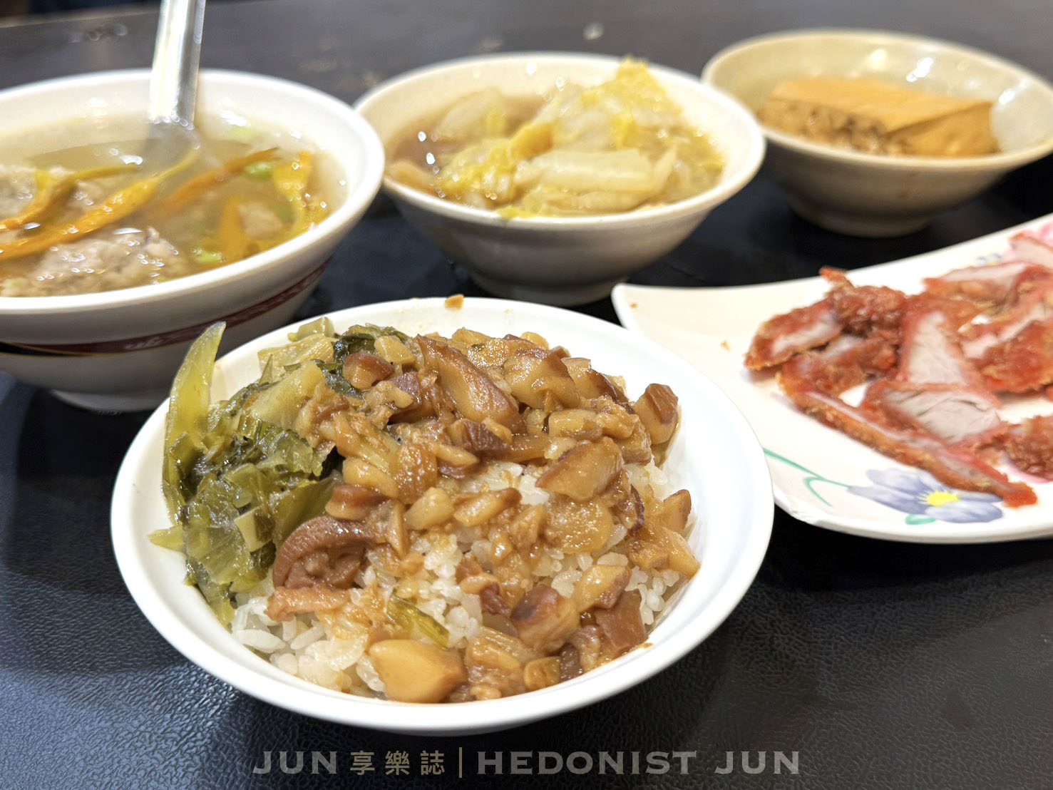 《新北‧三重》蓮霧滷肉飯-三重滷肉飯耆宿 半世紀老字號銅板美食