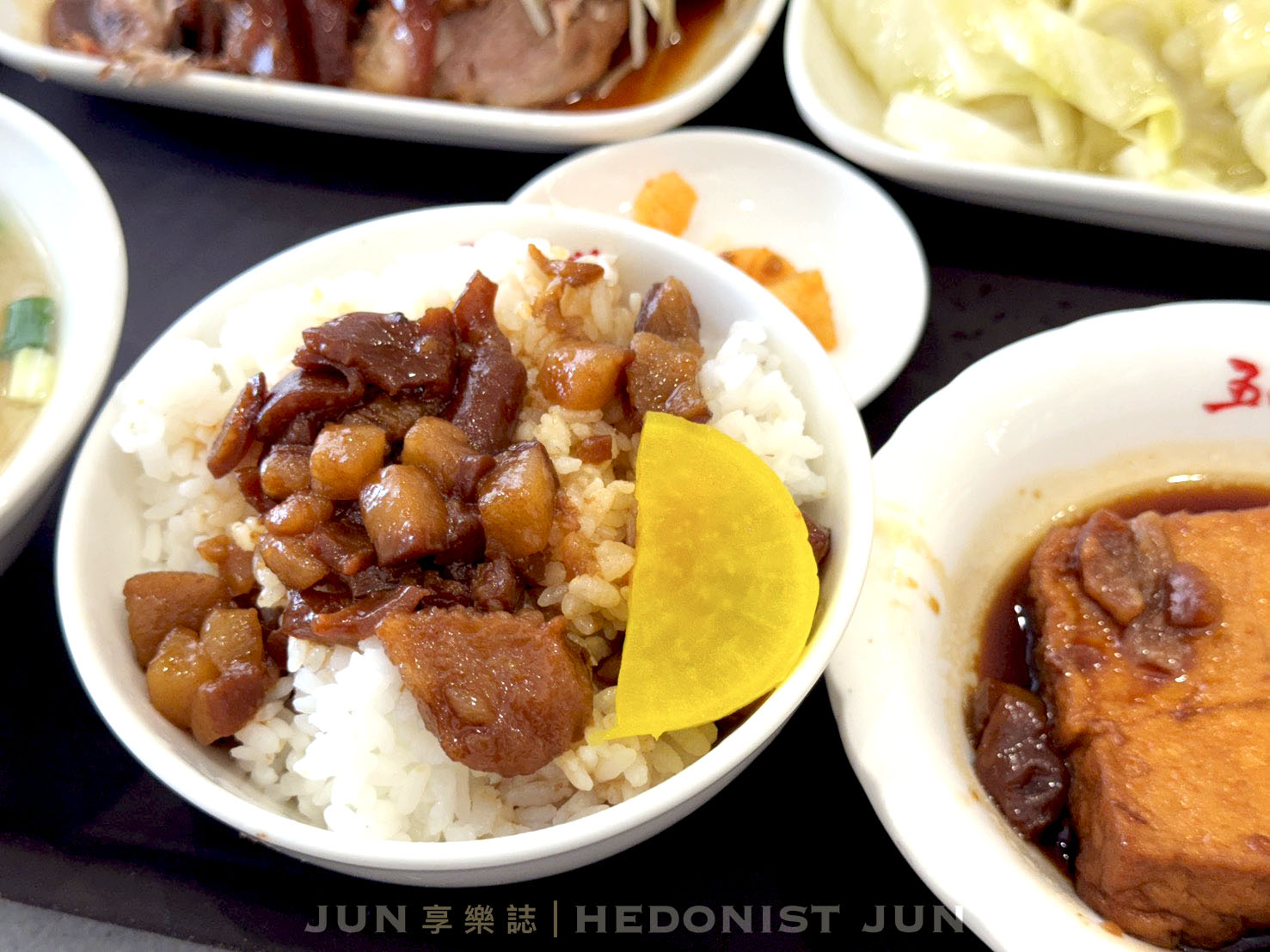 《新北‧三重》五燈獎豬腳飯-老店滷肉飄香海外 三重旗艦店好氣派 - 第17張圖 《新北‧三重》五燈獎豬腳飯-老店滷肉飄香海外 三重旗艦店好氣派