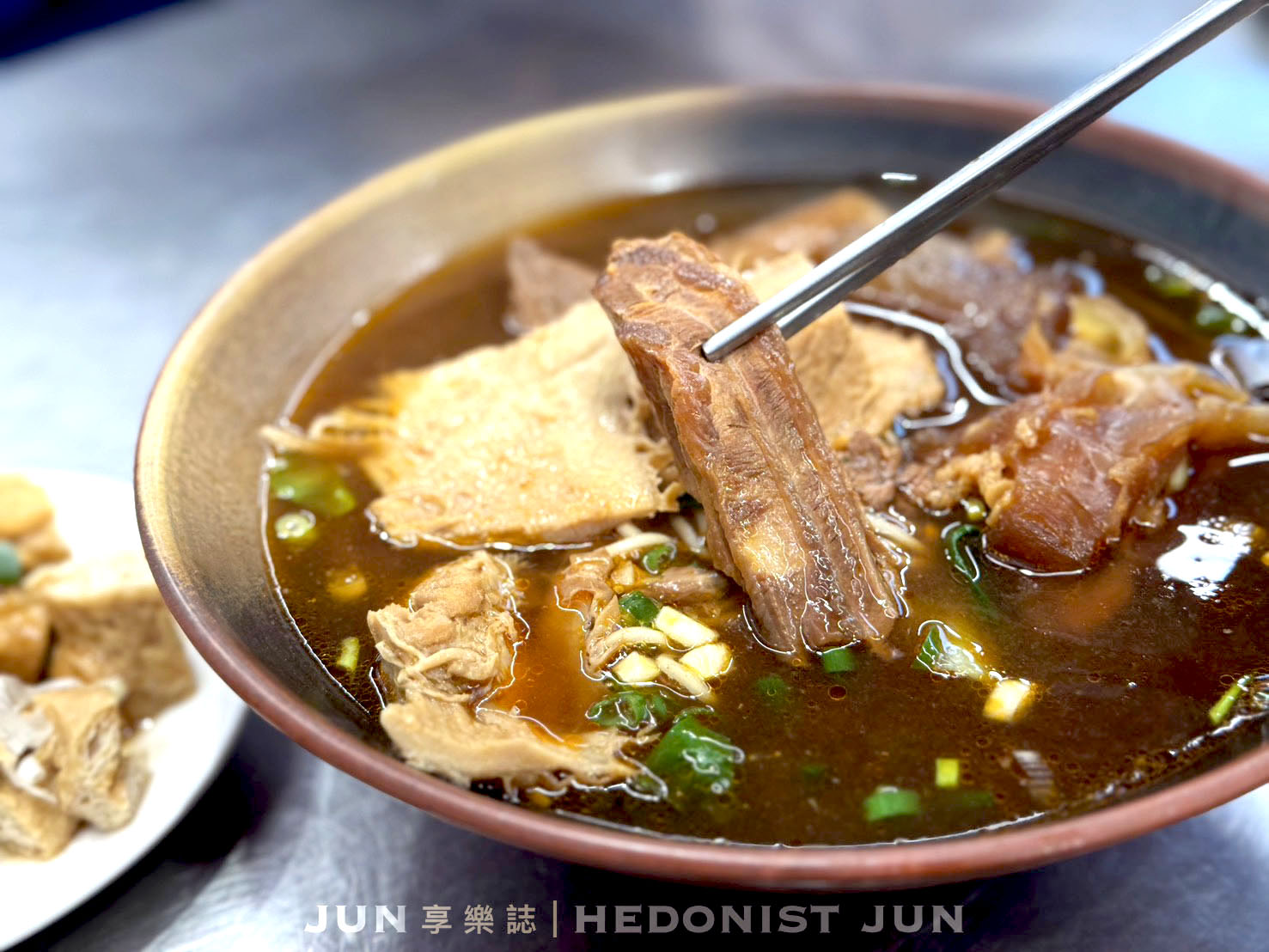 《台北‧北投》粟家牛肉麵(總店)-在地老饕最推牛肉麵店 北投三大名店之一 - 第25張圖 《台北‧北投》粟家牛肉麵(總店)-在地老饕最推牛肉麵店 北投三大名店之一