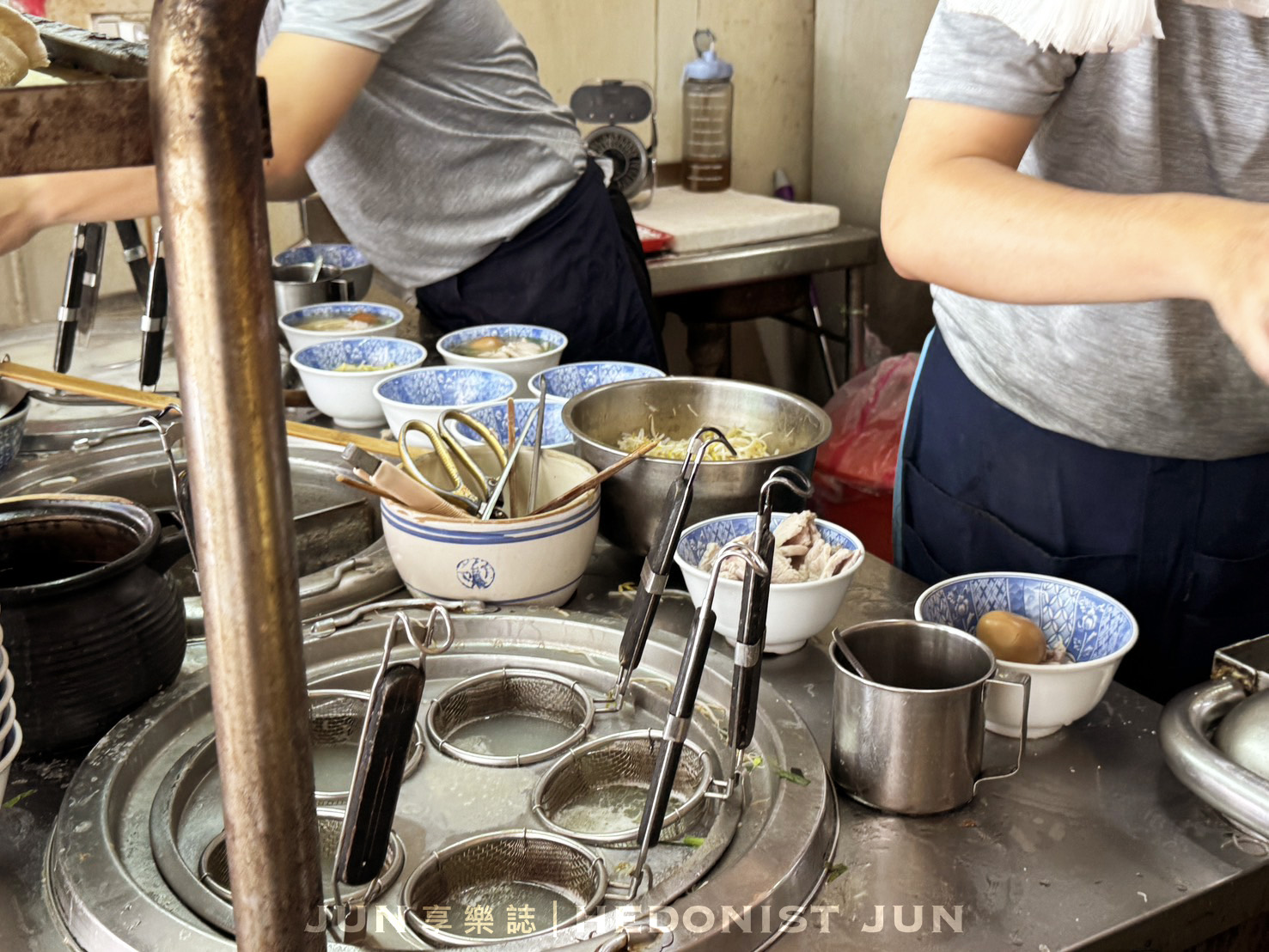 《新北‧三重》阿田麵-今天要半套還全套?三重吃不膩老麵店 - 第12張圖 《新北‧三重》阿田麵-今天要半套還全套?三重吃不膩老麵店